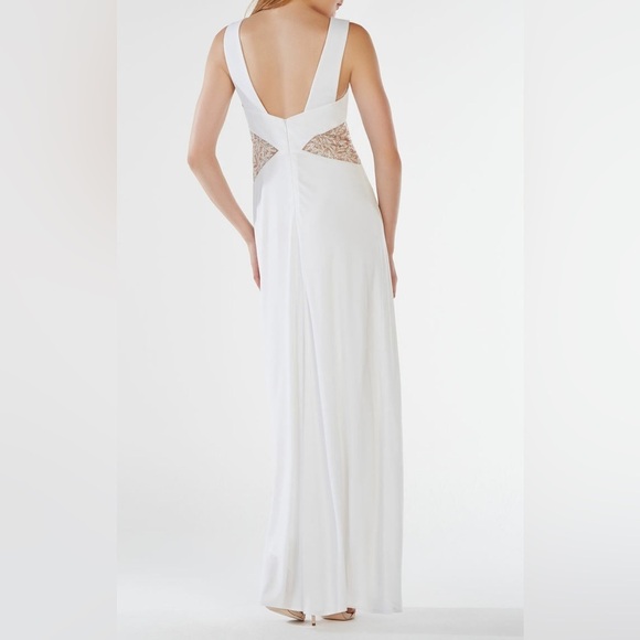 BCBG Maxazria white ‘Hasani’ embroidered gown, size 6 - Picture 3 of 12